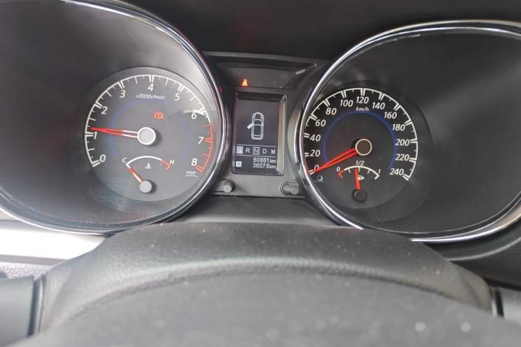 Used Venucia T70 2016 2.0L CVT Smart Choice Edition Odometer Close Up