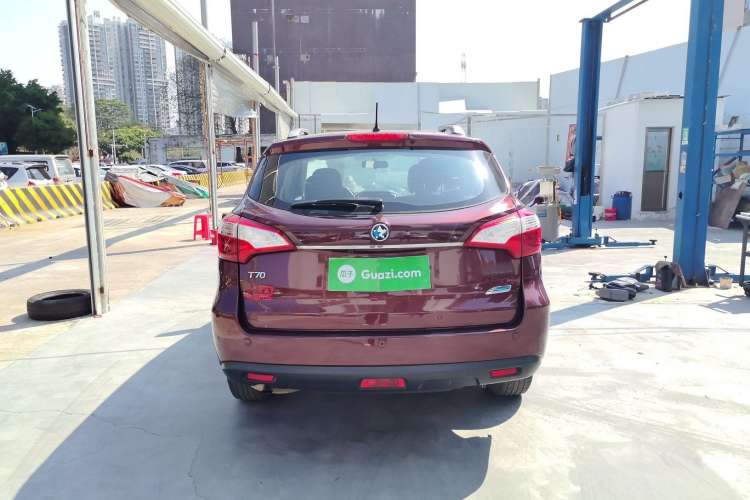 Used Venucia T70 2016 2.0L CVT Smart Choice Edition Rear