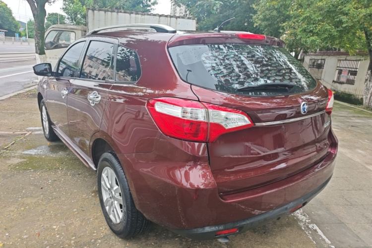 Used Venucia T70 2016 1.6L Manual Ruixing Edition Rear Left 45 Deg