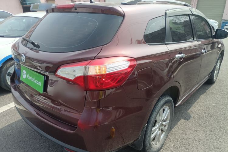 Used Venucia T70 2016 1.6L Manual Ruixing Edition Rear Right 45 Deg