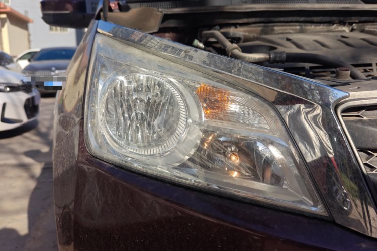 Used Venucia T70 2016 1.6L Manual Ruixing Edition Right Front Headlight