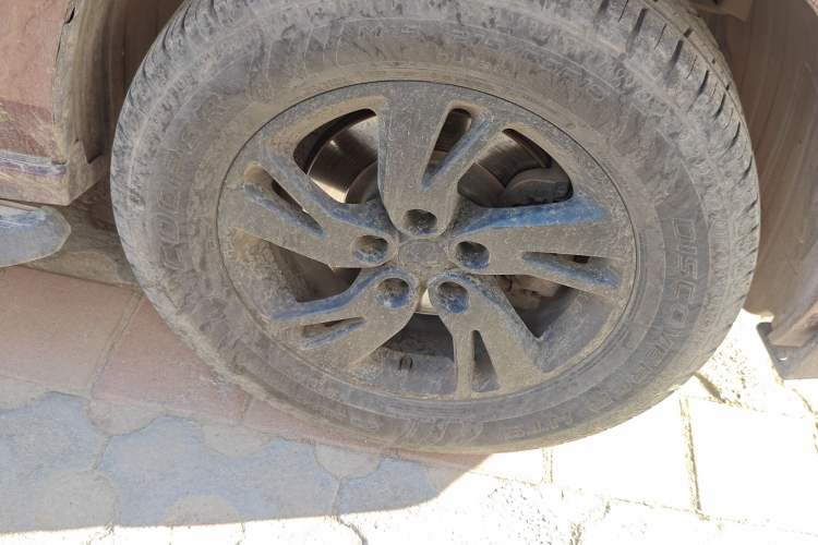 Used Venucia T70 2016 1.6L Manual Ruixing Edition Right Front Wheel Hub