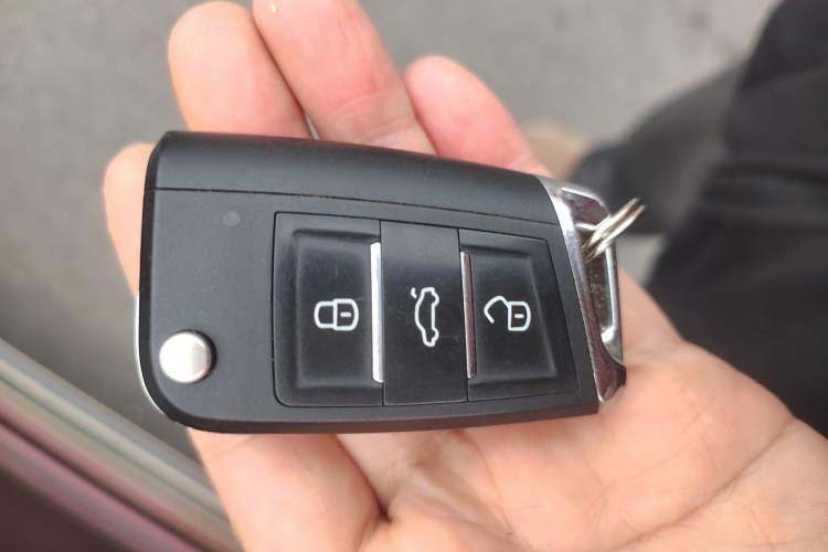 Used Venucia T70 2016 1.6L Manual Ruixing Edition Vehicle Key