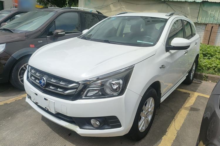 Used Venucia T70 2016 2.0L CVT Smart Choice Edition Guazi used car, China used car export, Used car for sale, Used  cars, Cheapest cars for sale