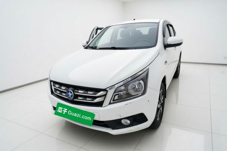 Venucia T70 2016 1.6L Manual Ruixing Edition usado Guazi used car, China used car export, Used car for sale, Used cars, Cheapest cars for sale
