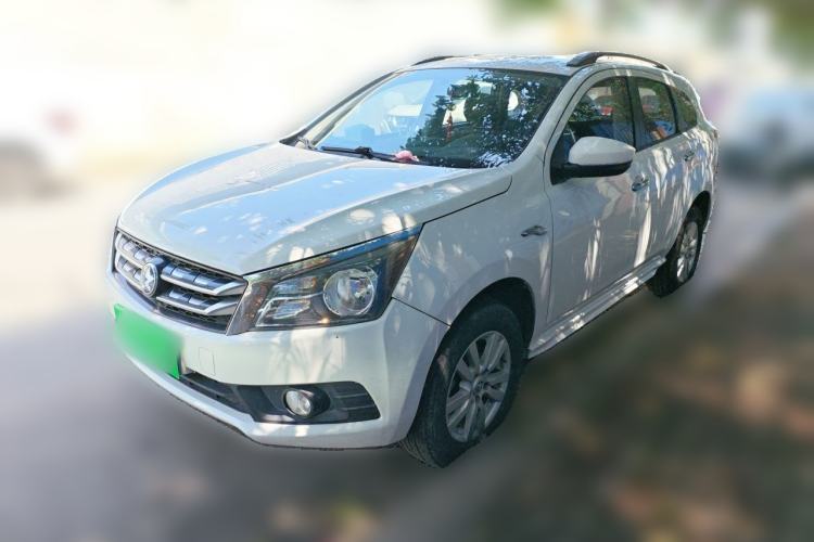 Used Venucia T70 2016 2.0L CVT Smart Choice Edition Guazi used car, China used car export, Used car for sale, Used  cars, Cheapest cars for sale