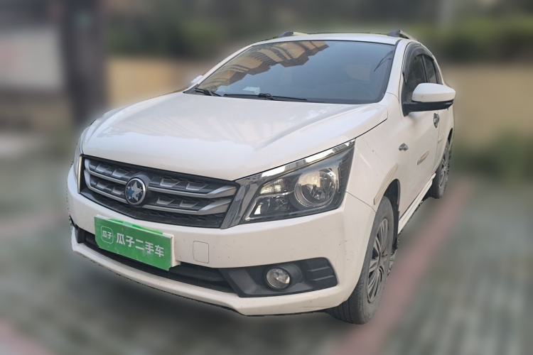 Used Venucia T70 2016 1.6L Manual Ruixing Edition Guazi used car, China used car export, Used car for sale, Used  cars, Cheapest cars for sale