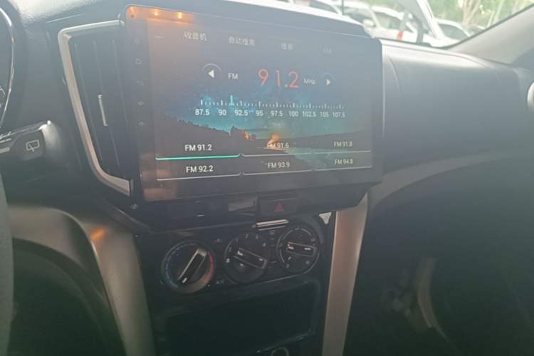 Used Venucia T70 2016 1.6L Manual Ruixing Edition Audio And AC Panel