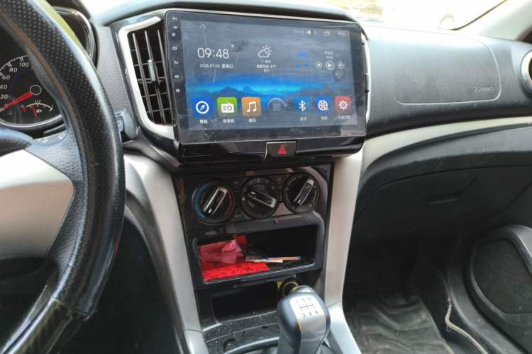 Used Venucia T70 2016 1.6L Manual Ruixing Edition Audio And AC Panel