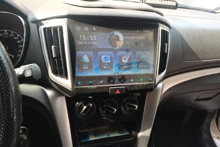 Used Venucia T70 2016 1.6L Manual Ruixing Edition Audio And AC Panel