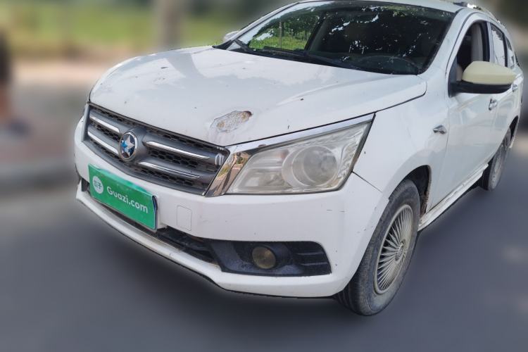 Used Venucia T70 2016 1.6L Manual Ruixing Edition Guazi used car, China used car export, Used car for sale, Used  cars, Cheapest cars for sale