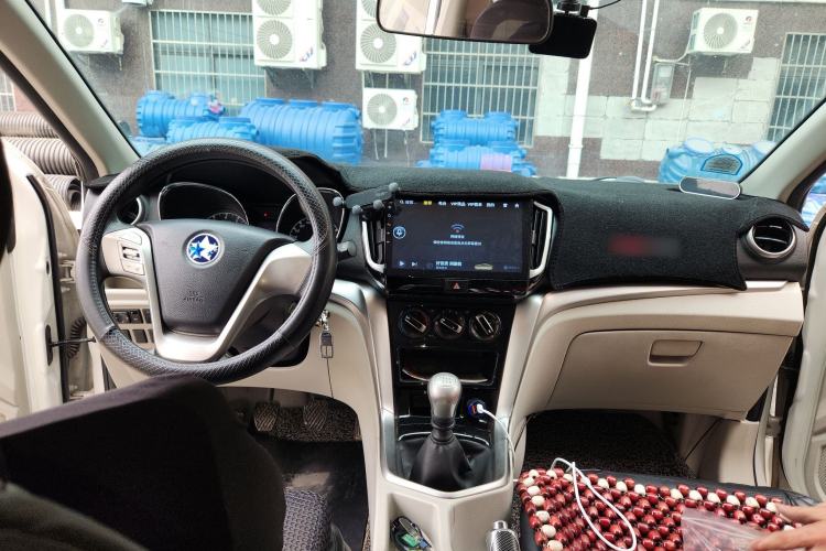 Used Venucia T70 2016 2.0L Manual RuiQu Version Center Console
