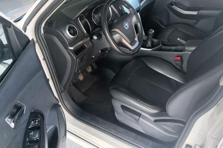 Used Venucia T70 2016 1.6L Manual Ruixing Edition Driver Seat
