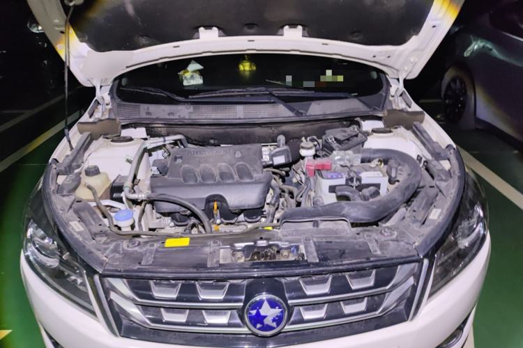 Used Venucia T70 2016 2.0L Manual RuiQu Version Engine Bay
