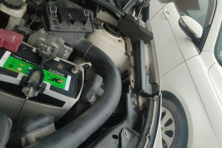 Used Venucia T70 2016 2.0L CVT Smart Choice Edition Engine Bay Left