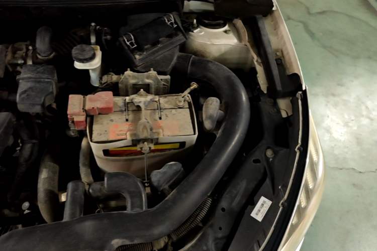 Used Venucia T70 2016 2.0L CVT Smart Edition Engine Bay Left