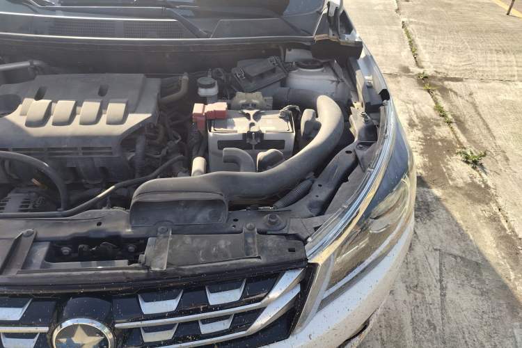 Used Venucia T70 2016 1.6L Manual Ruixing Edition Engine Bay Left