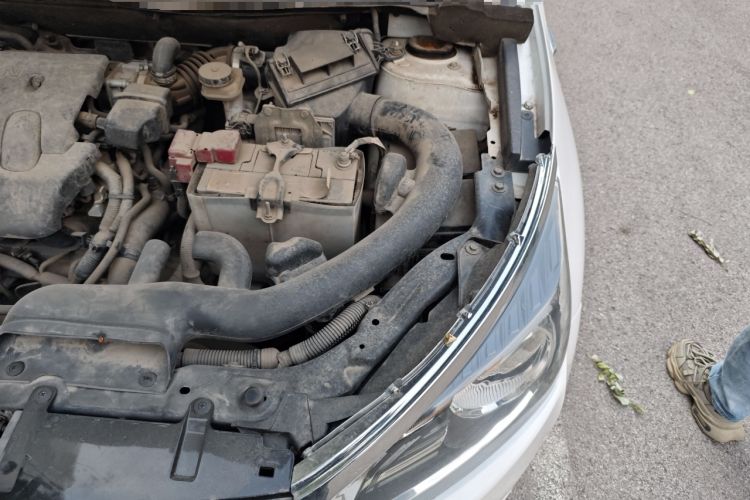 Used Venucia T70 2016 2.0L Manual RuiQu Version Engine Bay Left