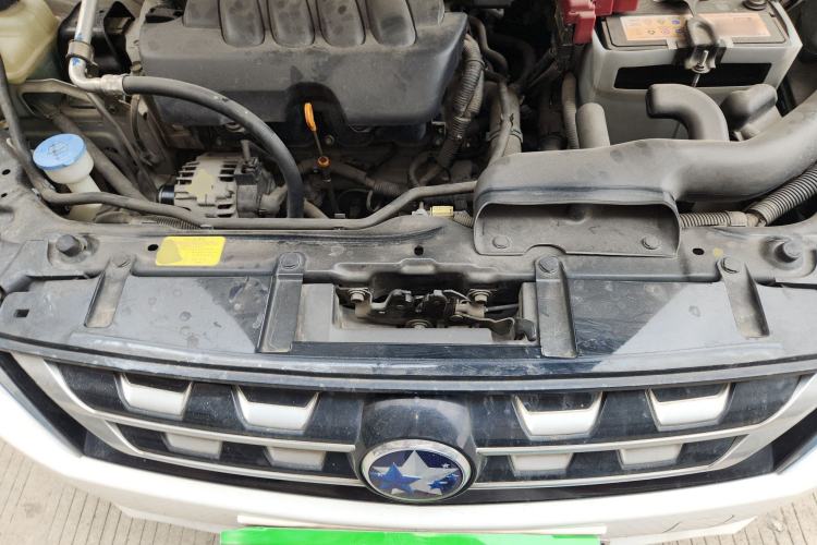 Used Venucia T70 2016 2.0L Manual RuiQu Version Engine Bay