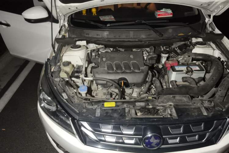 Used Venucia T70 2016 2.0L CVT Smart Choice Edition Engine Bay Right