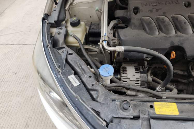 Used Venucia T70 2016 2.0L Manual RuiQu Version Engine Bay Right