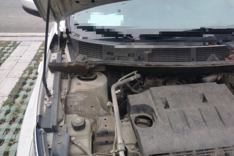 Used Venucia T70 2016 1.6L Manual Ruixing Edition Engine Bay Right