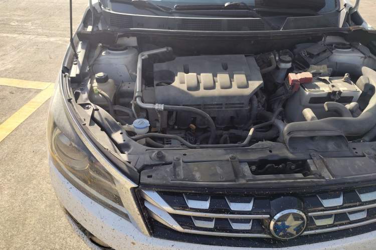 Used Venucia T70 2016 1.6L Manual Ruixing Edition Engine Bay Right