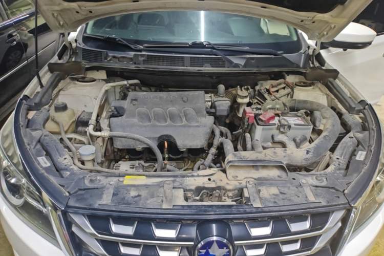 Used Venucia T70 2016 2.0L CVT Smart Edition Engine Bay