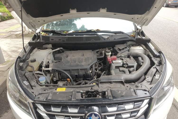 Used Venucia T70 2016 1.6L Manual Ruixing Edition Engine Bay