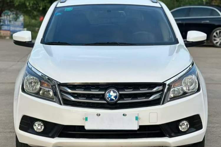 Used Venucia T70 2016 2.0L CVT Smart Choice Edition Exterior 1