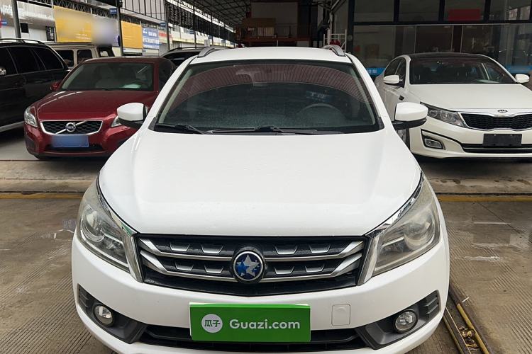 Used Venucia T70 2016 2.0L CVT Smart Choice Edition Exterior 1