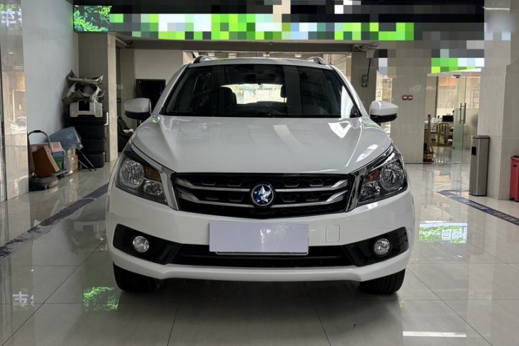 Used Venucia T70 2016 2.0L CVT Smart Choice Edition Exterior 12