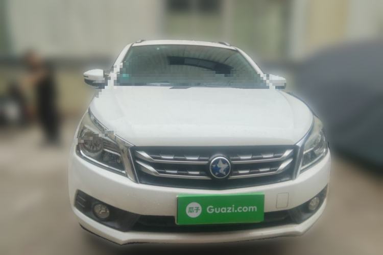 Used Venucia T70 2016 2.0L Manual RuiQu Version Front