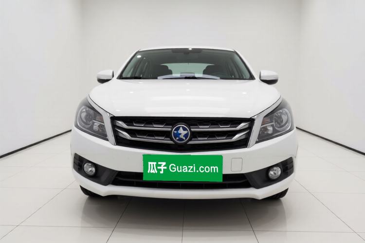 Used Venucia T70 2016 1.6L Manual Ruixing Edition Front