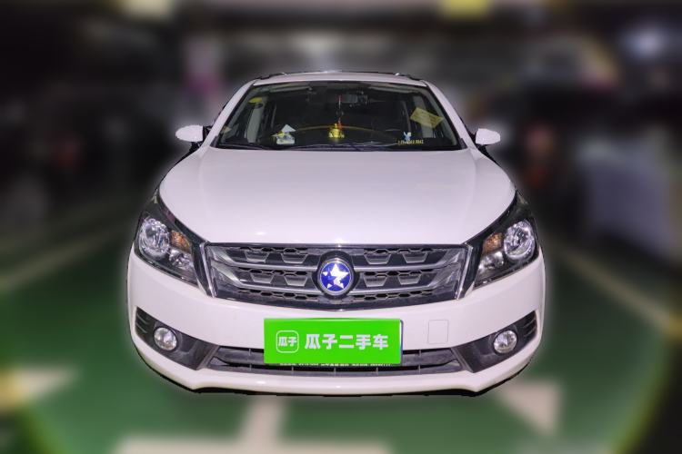 Used Venucia T70 2016 2.0L Manual RuiQu Version Front