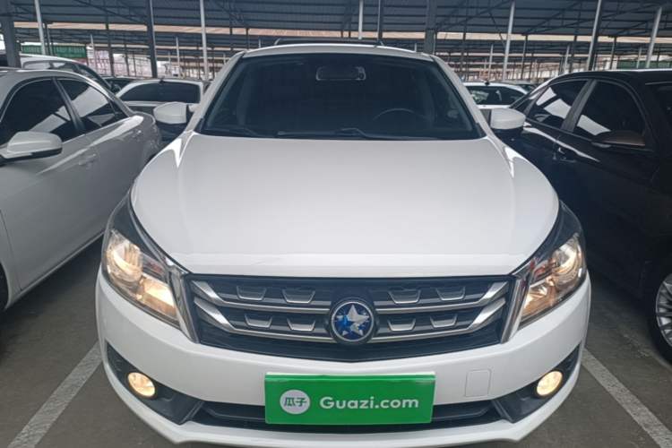 Used Venucia T70 2016 1.6L Manual Ruixing Edition Front