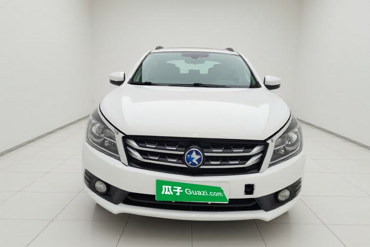 Used Venucia T70 2016 1.6L Manual Ruixing Edition Front
