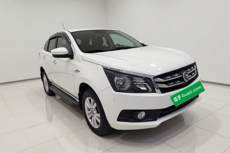 Used Venucia T70 2016 1.6L Manual Ruixing Edition Front Right 45 Deg