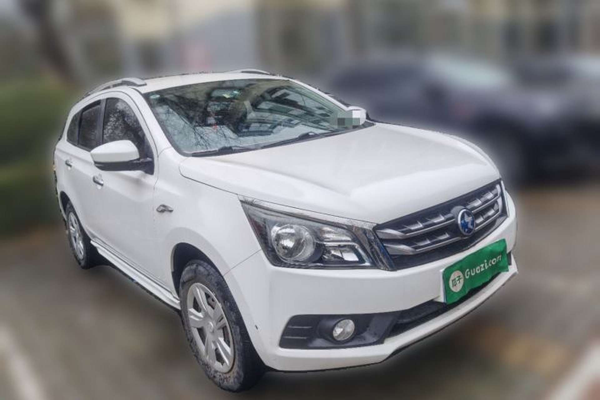 Used Venucia T70 2016 1.6L Manual Ruixing Edition Front Right 45 Deg