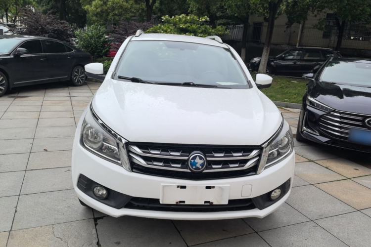 Used Venucia T70 2016 1.6L Manual Ruixing Edition Front