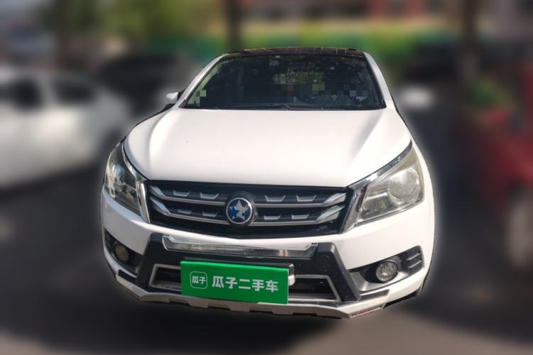 Used Venucia T70 2016 1.6L Manual Ruixing Edition Front