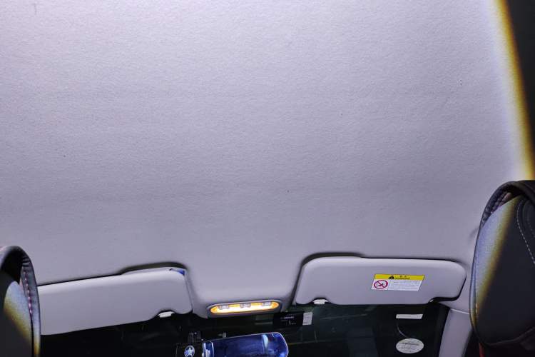 Used Venucia T70 2016 2.0L Manual RuiQu Version Headliner