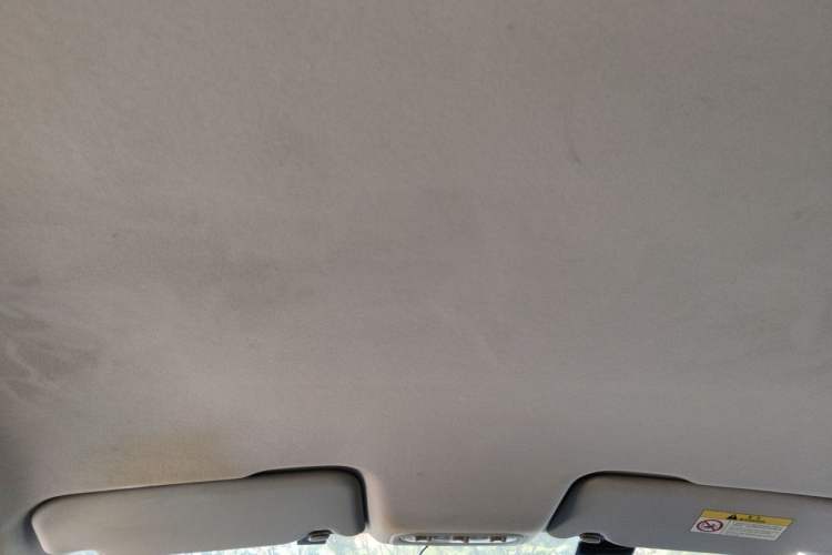 Used Venucia T70 2016 1.6L Manual Ruixing Edition Headliner