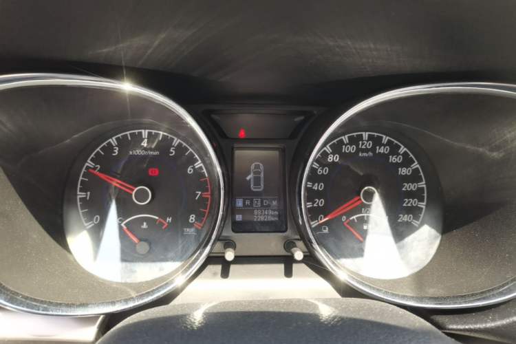 Used Venucia T70 2016 2.0L CVT Smart Choice Edition Instrument Cluster