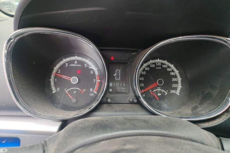 Used Venucia T70 2016 2.0L CVT Smart Choice Edition Instrument Cluster