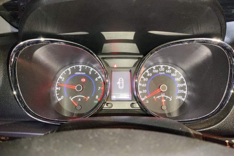 Used Venucia T70 2016 2.0L Manual RuiQu Version Instrument Cluster