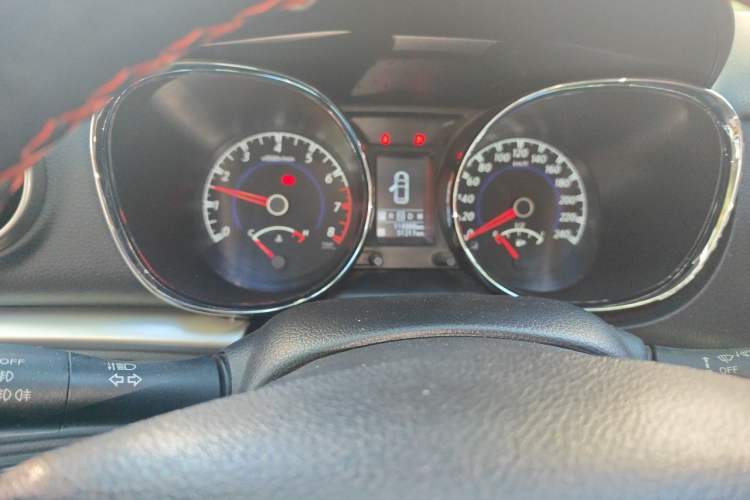 Used Venucia T70 2016 2.0L CVT Smart Choice Edition Instrument Cluster