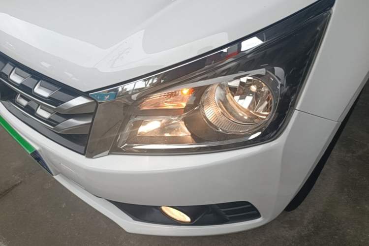 Used Venucia T70 2016 1.6L Manual Ruixing Edition Left Front Headlight