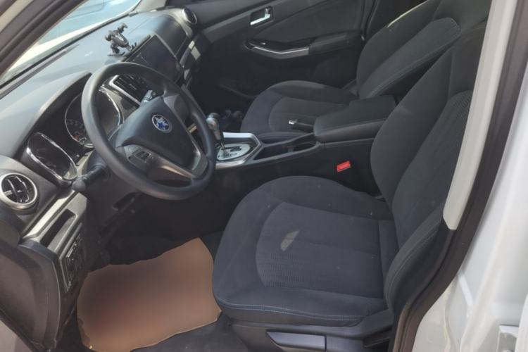 Used Venucia T70 2016 2.0L CVT Smart Choice Edition Left Front Seat