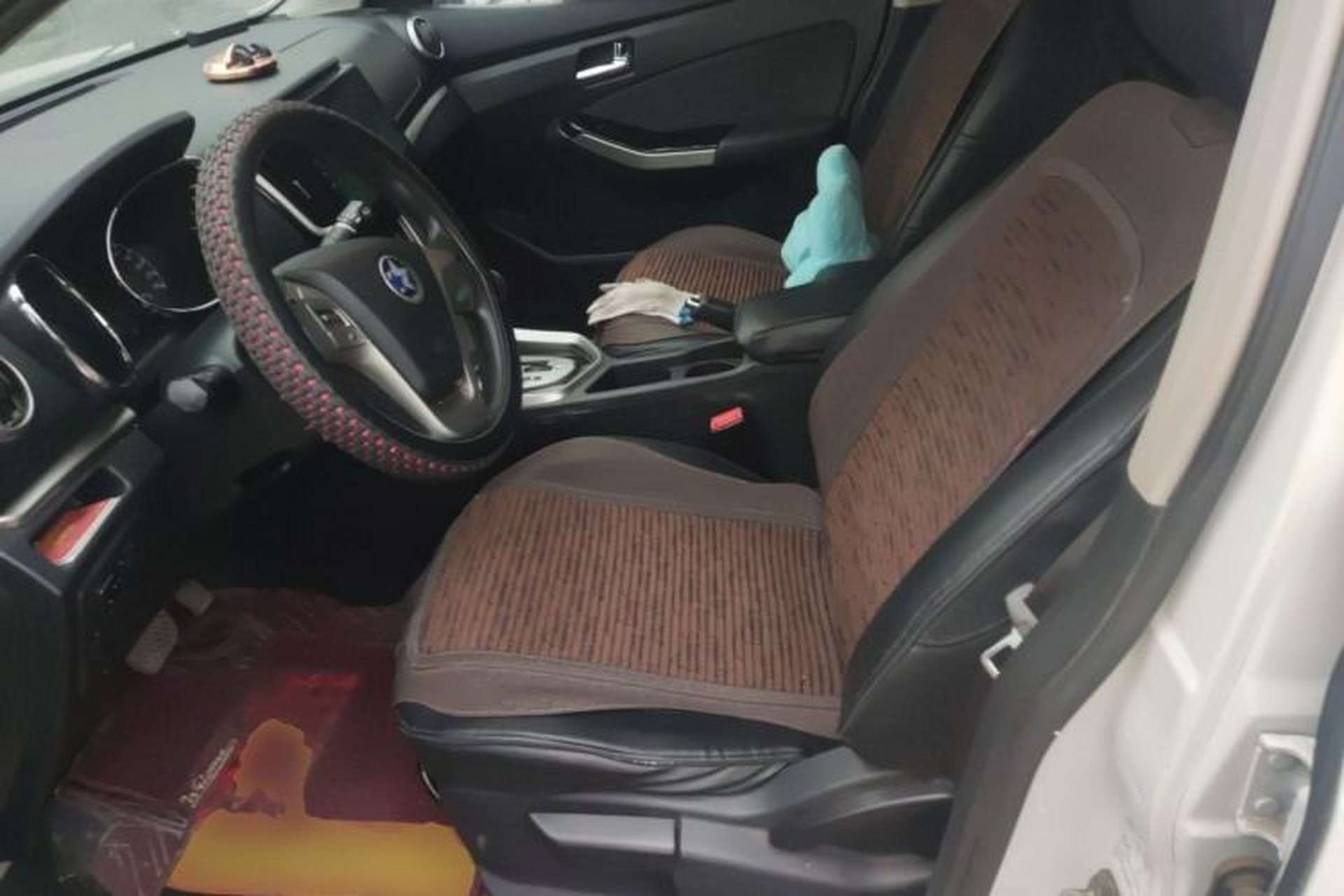 Used Venucia T70 2016 2.0L CVT Smart Choice Edition Left Front Seat